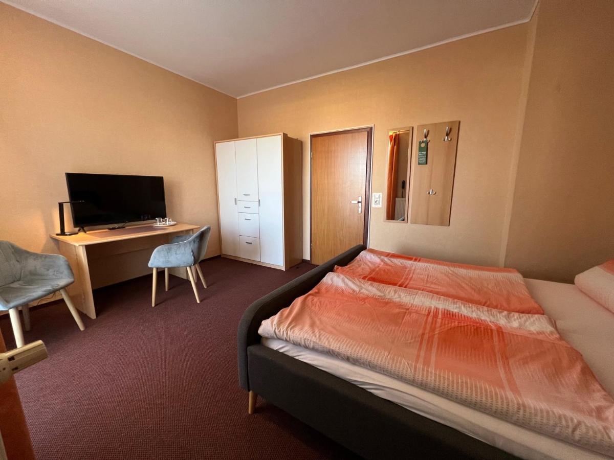 Hotelpension Am Thermalbad Bad Nenndorf Exterior photo