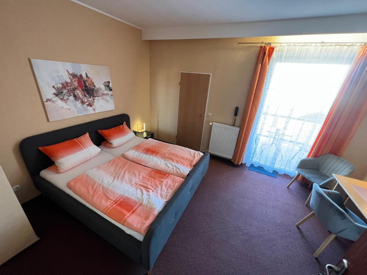 Hotelpension Am Thermalbad Bad Nenndorf Exterior photo